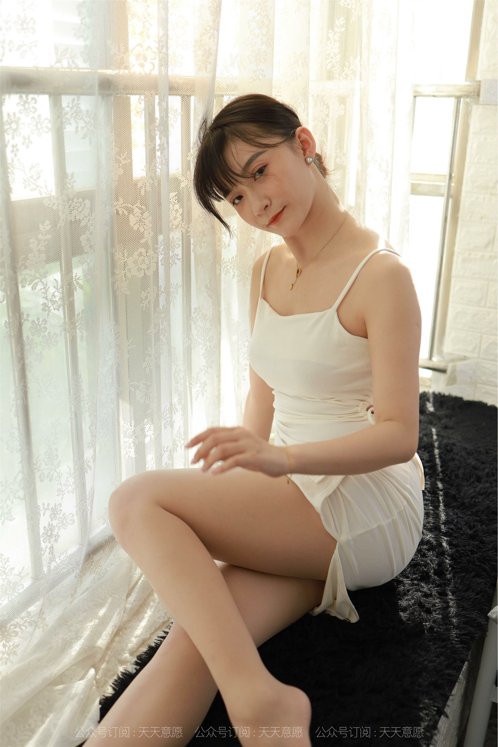 IESS异思趣向  2021.11.01 丝享家962：秋秋《白裙姓感恋人》